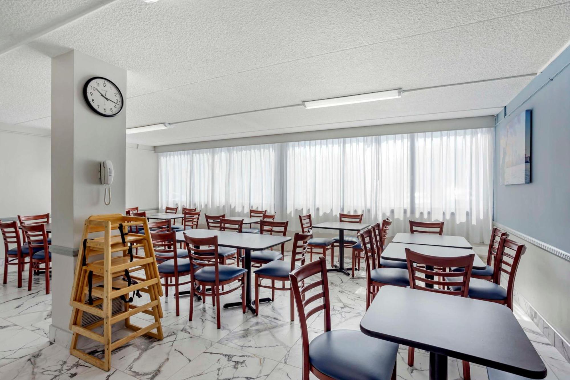 Best Western Rutgers University Hotel East Brunswick Esterno foto